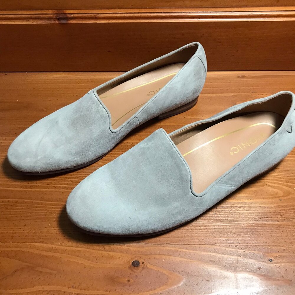 Vionic Flats